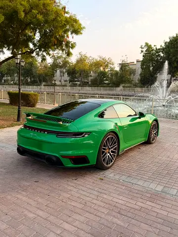 2023 Porsche 911 — миниатюра 10