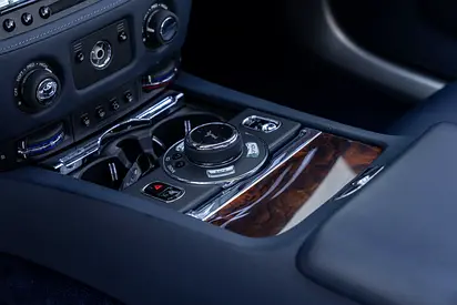 صورة 10 لـ 2016 ROLLS-ROYCE DAWN