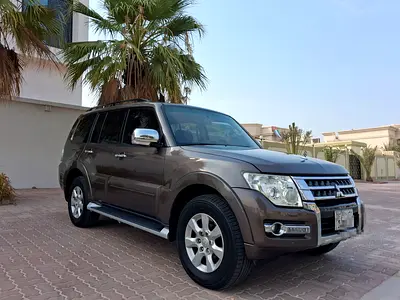 Mitsubishi Pajero GLS 2015 | GCC Specs | Full Option