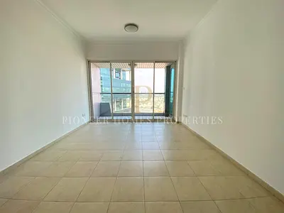 1 BR| With Balcony| Meadow's view| Ready to move|