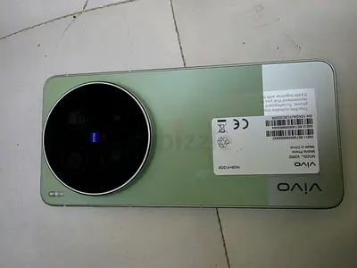 Vivo x300 ultra 16/512,Green TDRA ,11 MONTHS Warranty