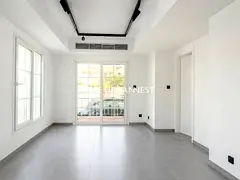 Fully Renovated | Huge Garden | Vacant Now