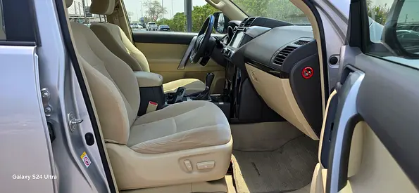 صورة 17 لـ 2017 Toyota PRADO
