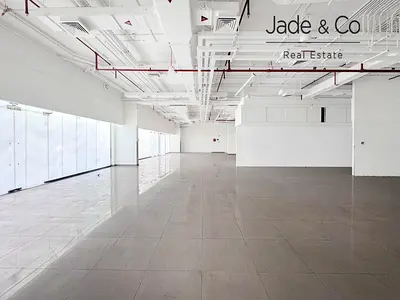 Community Expert | Retail Shop | Prime Location