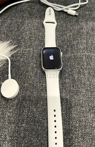 Apple Watch Series 8 GPS + Cellular 41mm Starlight
