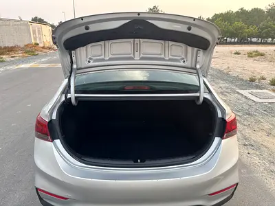 2020 Hyundai ACCENT thumbnail 19