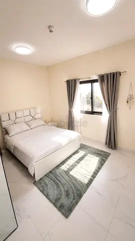Wonderfull spacious masterroom near Salah ElDin metrostation Al Muraqqabat Al Deira