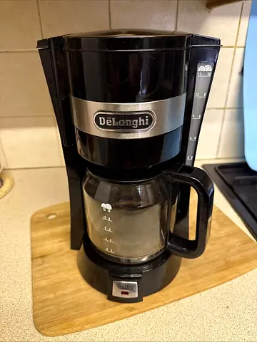 DeLonghi ICM 15210 10 Cup Coffee Machine - Black