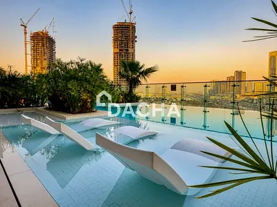 Luxury Top Floor | Brand New | Full City View