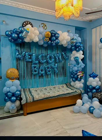 Balloons decorations services Available