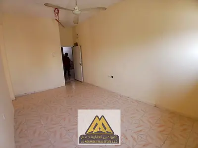 شقة واسعة بروف خاص وموقع مميز قريب من البحر مع تشطيب عملي وتسهيلات مرنة في الدفع