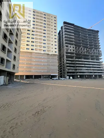 Mixed-Use Land for Sale in Al Amrah, Ajman – Prime Investment Opportunity Excellent opportunity to own a residential-commercial plot in the highly str