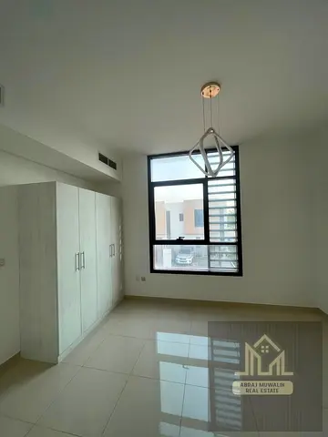 Spacious offer 3bhk townhouse at very prime location in Nasma