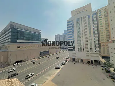 سكن عصري بموقع استراتيجي قرب صحارى | شهر مجاناً + صيانة مجانية | مسبح وصالة رياضية