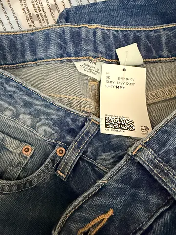 H&M Low Rise Straight Jeans