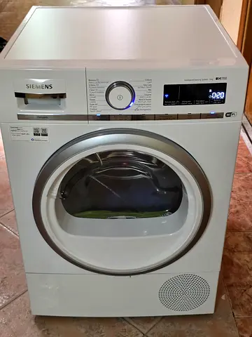Siemens iQ700 Germany 9 kg Dryer with WiFi Connect