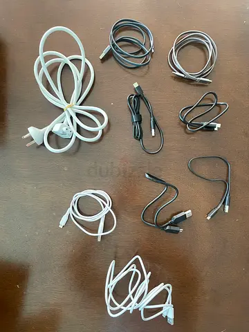 USB-A, USB-C, USB Micro, USB Micro Super Speed, Apple lightning, ect.