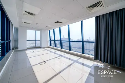 High Floor | Vacant | Prime Location