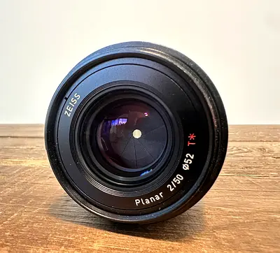 Zeiss Loxia 50mm f/2 Planar T* Lens for Sony E Mount