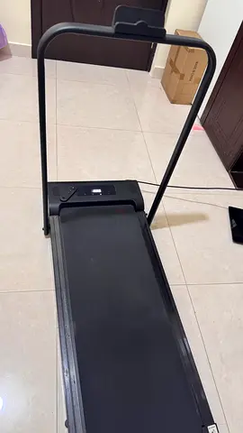 Compact foldable treadmill - light use, great condition
