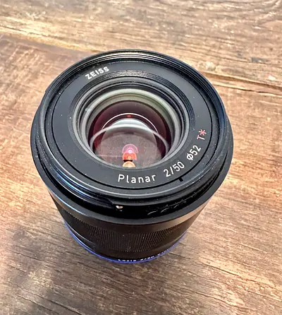 Zeiss Loxia 50mm f/2 Planar T* Lens for Sony E Mount