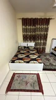 EXECUTIVE BED SPACE FOR MUSLIM MALE @ CHINA CLUSTER IN 1BHK