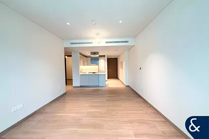 Brand New | 1 Bed + Study | Waves Opulence
