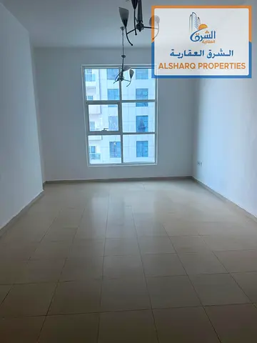 A fantastic opportunity for annual rent in City Towers – 2 bedrooms and a living room with free parking