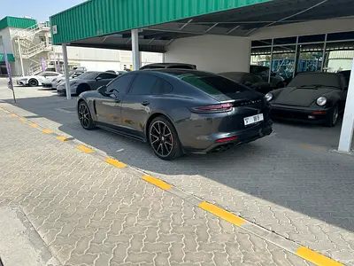 2018 Porsche PANAMERA 缩略图 4