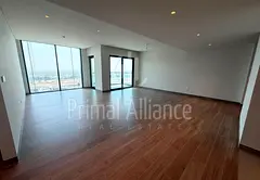 Ready Q3 2026 | High Floor | Green Community