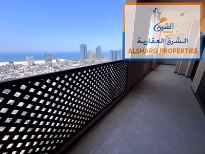 غرفتين وصاله  3 بلكونه اطلاله بحريه  3 حمام  غرف ماستر  مع غرفه خادمه  و غرفه غسل  مع خزائن في الحائط   نظام التكيف و التبريد مركزي  مع شهر مجانا  وب