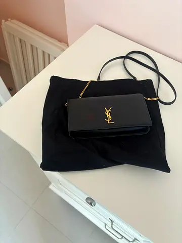 YSL Kate Wallet on Chain in Black Patent Leather - excellent Condition