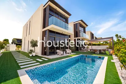 LARGE CORNER UNIT | ELEVATED POSITION | IMMACULATE