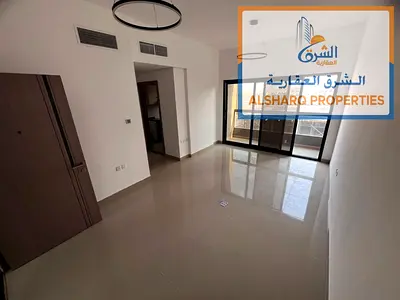 تاني ساكن - مساحه ممتازه - غرفه ماستر - بلكونه - تكيف مركزي - سهله المخرج لدبي والشارقه