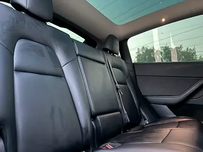 2022 Tesla MODEL Y — миниатюра 18