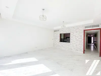 Spacious Layout | 5 Bedroom | Multiple Cheques