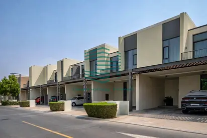 Grab the Deal | Near to Park & Pool | Single Row