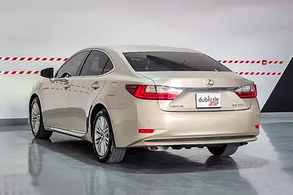 صورة 8 لـ 2018 Lexus ES-SERIES