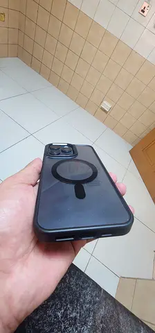 iPhone 15 pro max with Face Time
