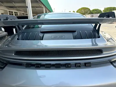 2024 Porsche 911 thumbnail 8