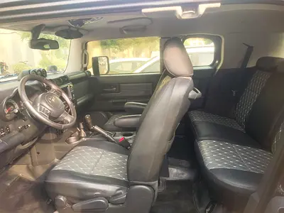 2016 Toyota FJ CRUISER photo 13