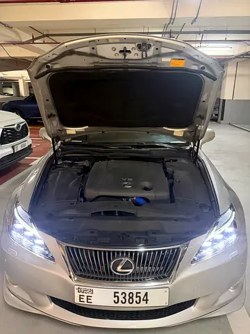 صورة 2 لـ 2010 Lexus IS-SERIES