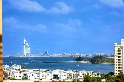 Great Location with View! 2BD Furnished Apartment in Palm Jumeirah