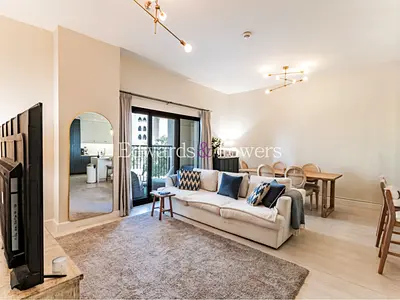 Low Floor | Courtyard View | New Kitchen