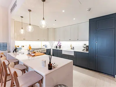 Low Floor | Courtyard View | New Kitchen