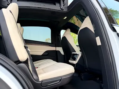 صورة مصغرة 16 لـ 2023 Tesla MODEL X