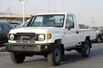 LC 79 2.8L DIESEL 4WD SINGLE CAB BASIC AUTO - EXPORT ONLY