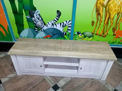 Tv table for sale perfect condition