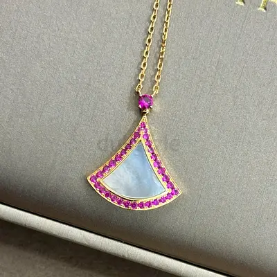 Bvlgari Diva’s Dream necklace