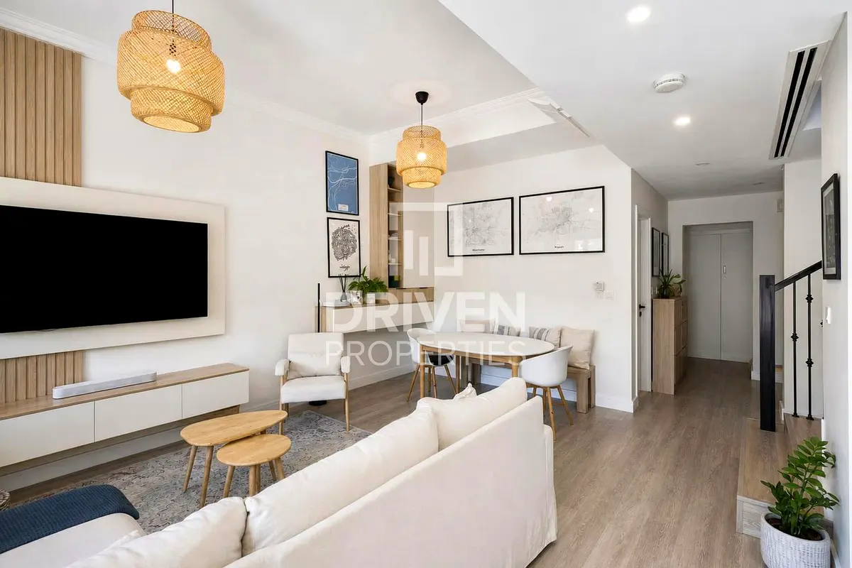 Furnished Villa | Community View | Private Living